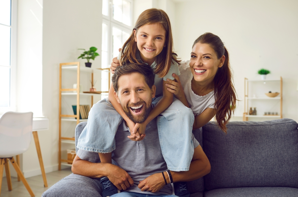Family with healthy teeth | Dentist in Canton MS
